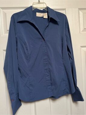 Christie & Jill  Navy Long-Sleeve Button Front Blouse